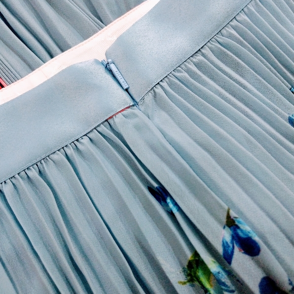 🍒NWT🍒 TED BAKER ASYMMETRICAL PLEATED SKIRT - Picture 8 of 11